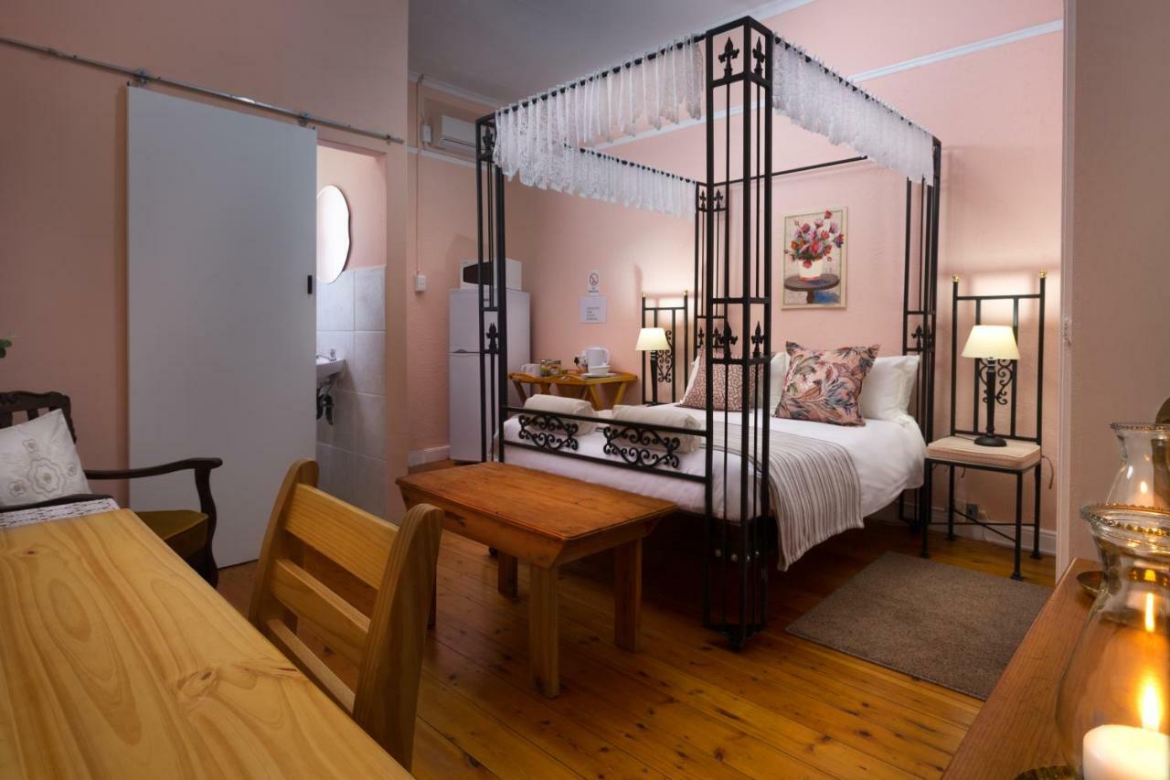 La La Dathel Guesthouse كوليزبيرغ المظهر الخارجي الصورة